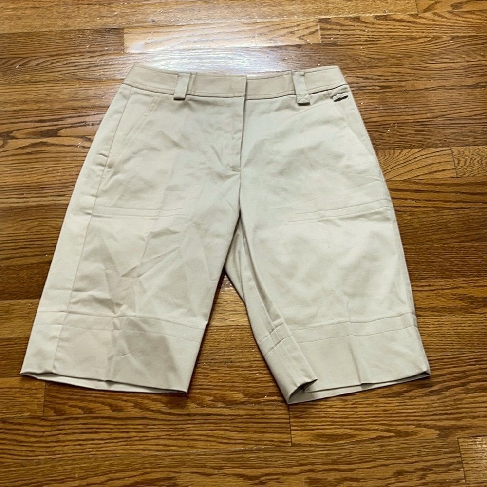 Lija Bermuda Golf Shorts | Khaki